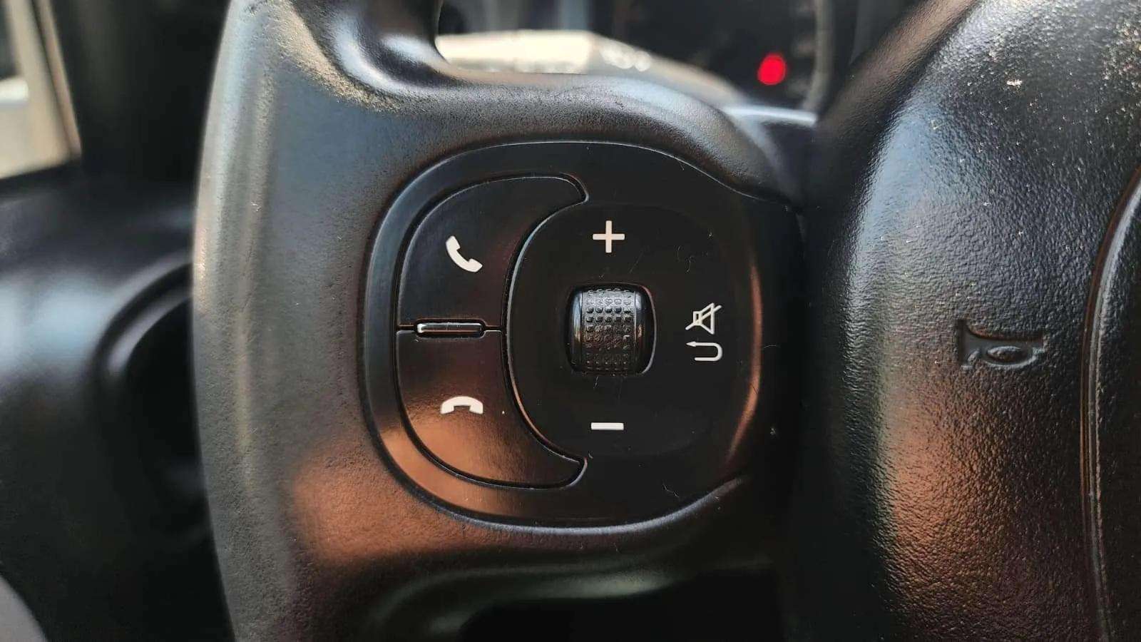 https://cdn-flexicar.caraffinity.it/public_appraisal_images_pro/images/stock/266033/PHbH8WIxCM__WhatsApp Image 2026-05-30 at 16.53.34 (1).jpg
